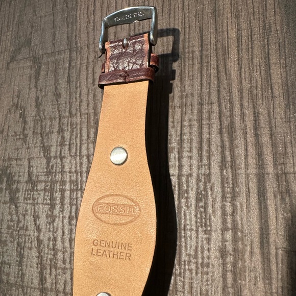 Fossil Watch - Picture 4 of 4
